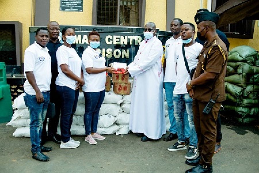 GCX CELEBRATES DAY OF LOVE WITH INMATES OF THE KUMASI CENTRAL PRISONS image